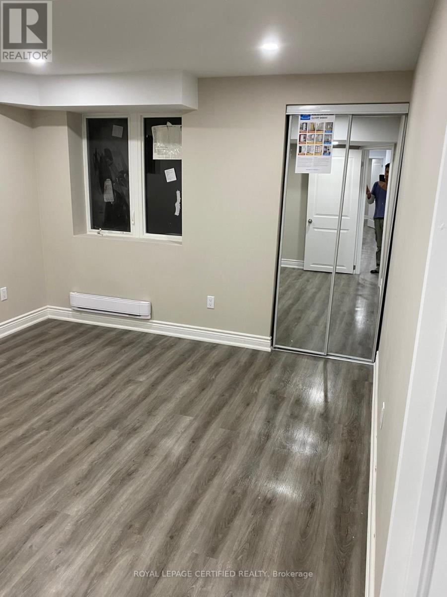 71 Lilac Circle, Haldimand, Ontario  N3W 0H6 - Photo 3 - X13039872