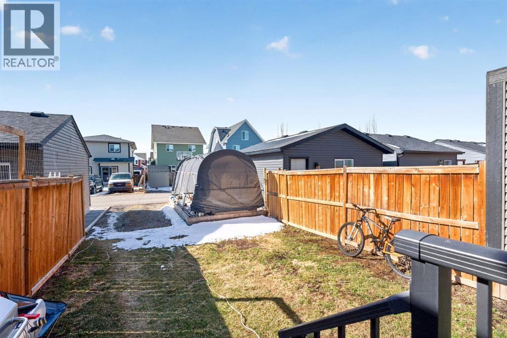 23 Belgian Link, Cochrane, Alberta  T4C 0M3 - Photo 30 - A2303290