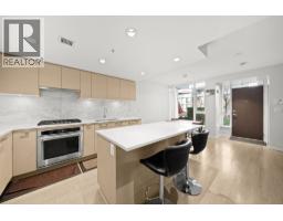 102 6700 DUNBLANE AVENUE, Burnaby, British Columbia