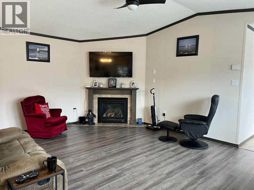 812 5 A Street, Fox Creek, Alberta  T0H 1P0 - Photo 10 - A2305412