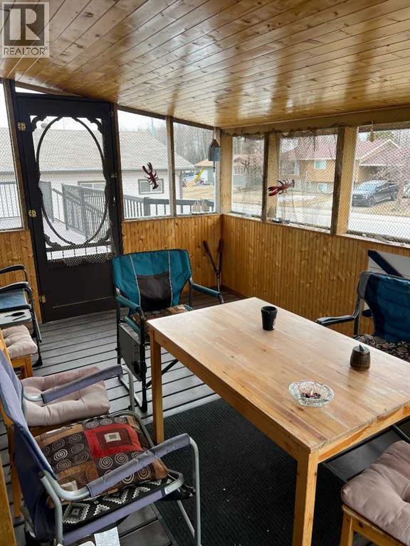 812 5 A Street, Fox Creek, Alberta  T0H 1P0 - Photo 12 - A2305412