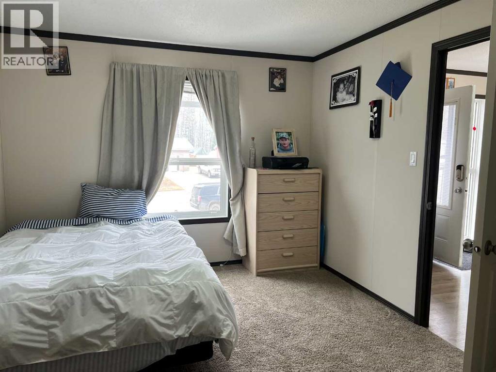 812 5 A Street, Fox Creek, Alberta  T0H 1P0 - Photo 17 - A2305412