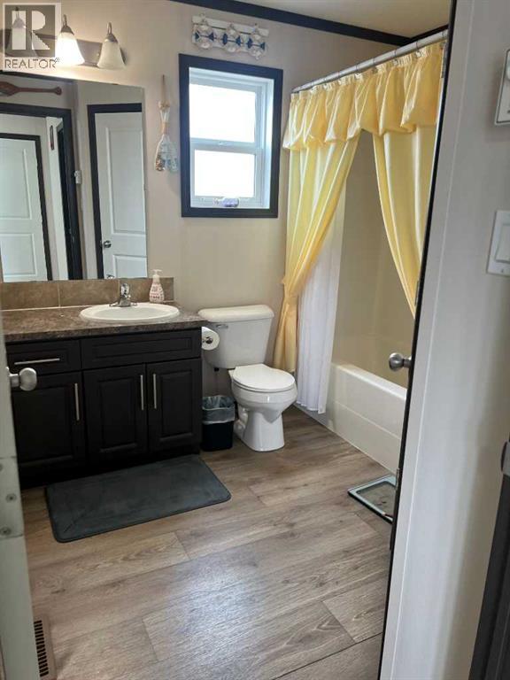 812 5 A Street, Fox Creek, Alberta  T0H 1P0 - Photo 19 - A2305412