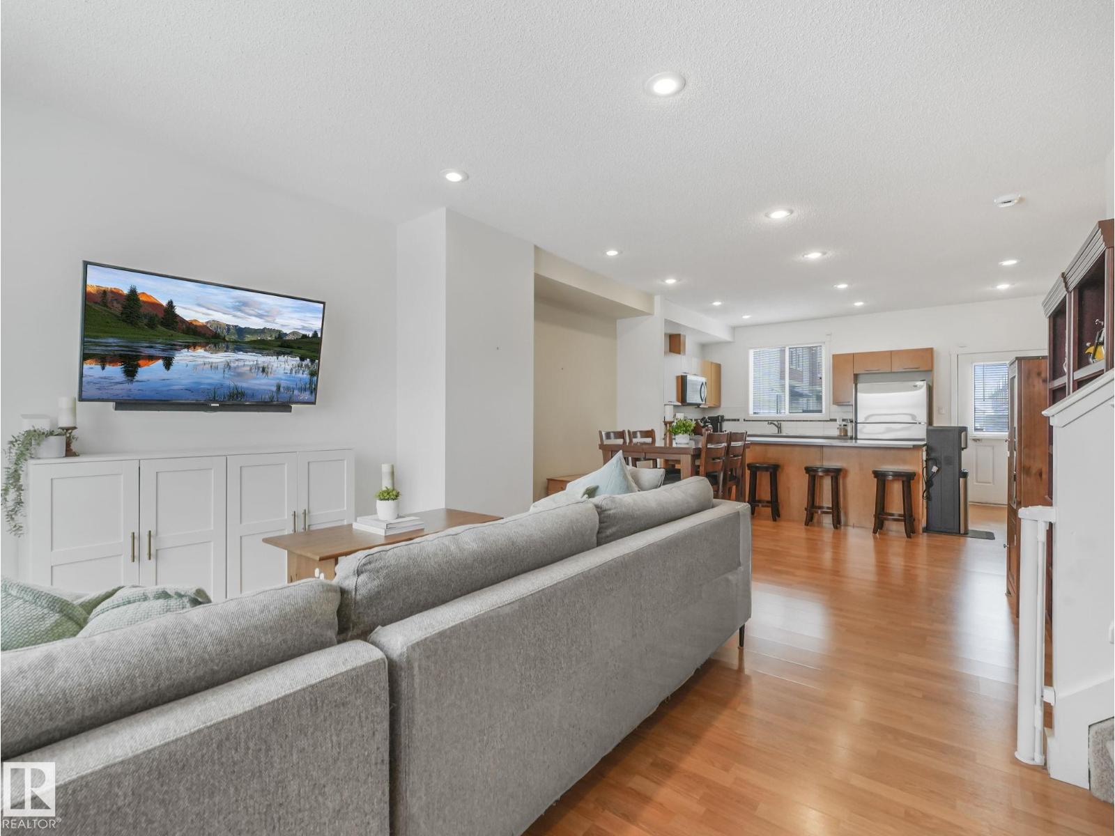 16915 82 St Nw, Edmonton, Alberta  T5Z 0H4 - Photo 4 - E4483175