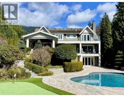2920 MATHERS AVENUE, West Vancouver, British Columbia
