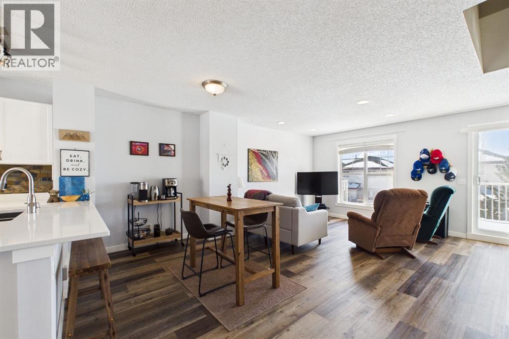 47 Toscana Gardens, Calgary, Alberta  T3L 3C2 - Photo 11 - A2303418