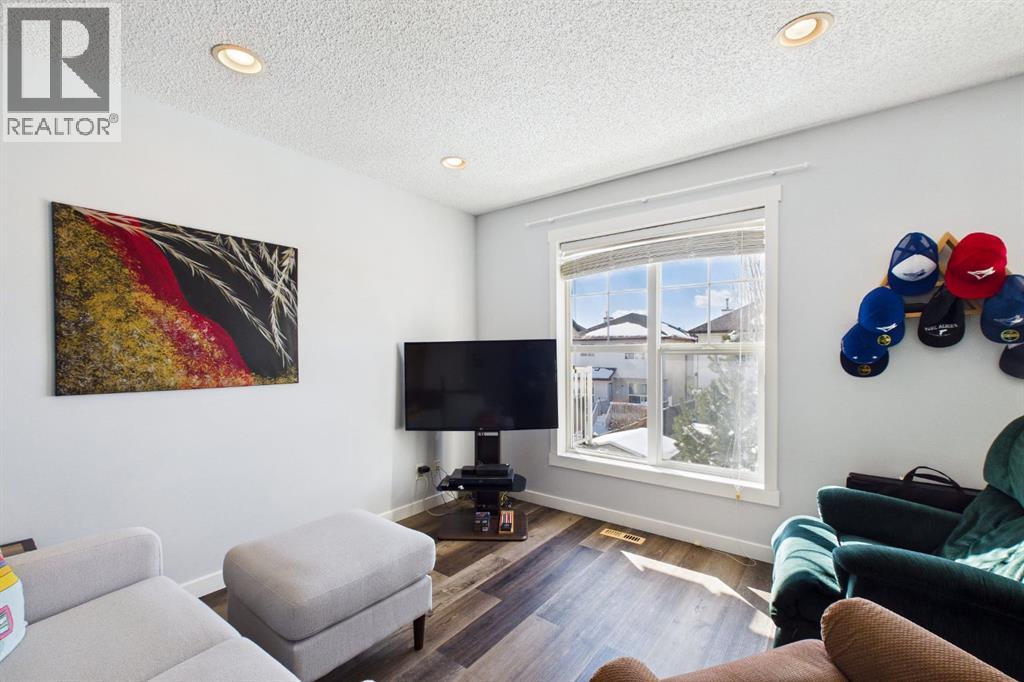 47 Toscana Gardens, Calgary, Alberta  T3L 3C2 - Photo 13 - A2303418