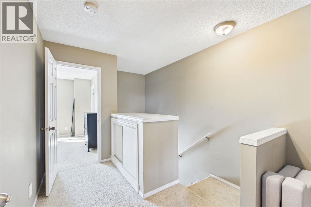 47 Toscana Gardens, Calgary, Alberta  T3L 3C2 - Photo 19 - A2303418