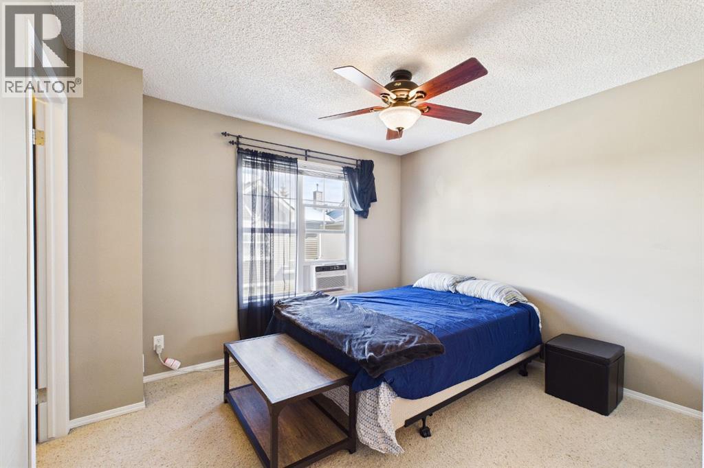 47 Toscana Gardens, Calgary, Alberta  T3L 3C2 - Photo 24 - A2303418