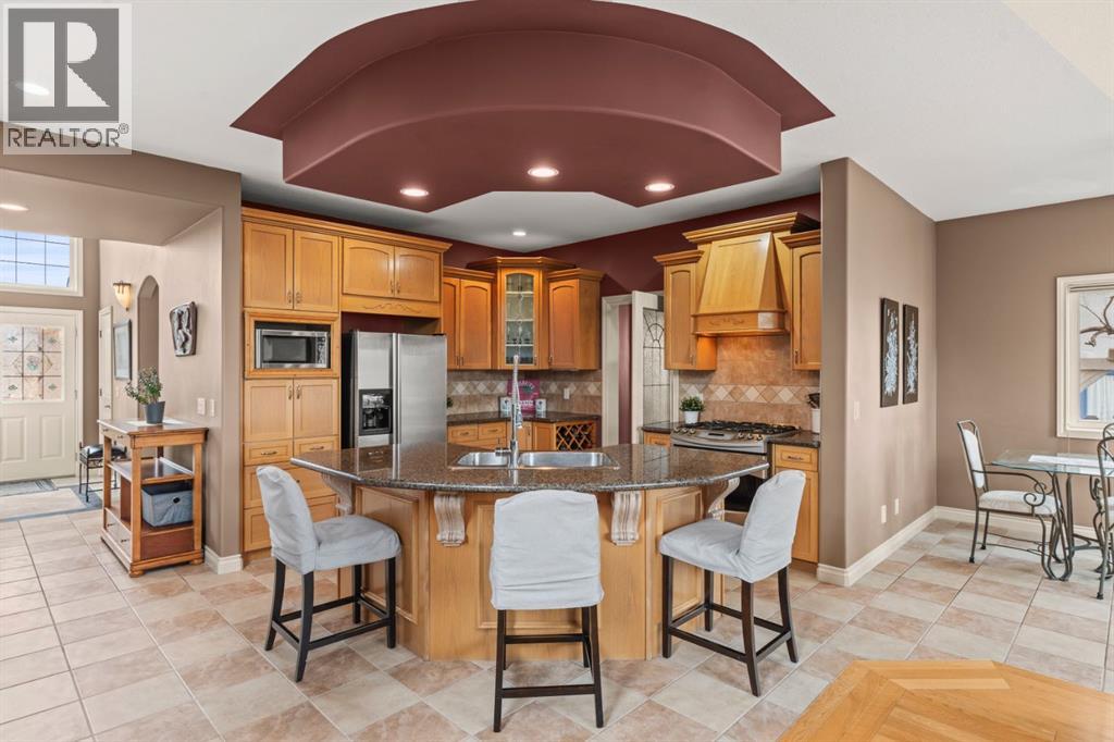 140 Simcoe Close SW, Calgary, Alberta  T3H 4N3 - Photo 10 - A2305197