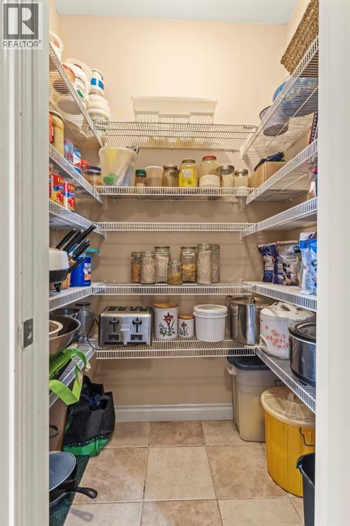 140 Simcoe Close SW, Calgary, Alberta  T3H 4N3 - Photo 14 - A2305197