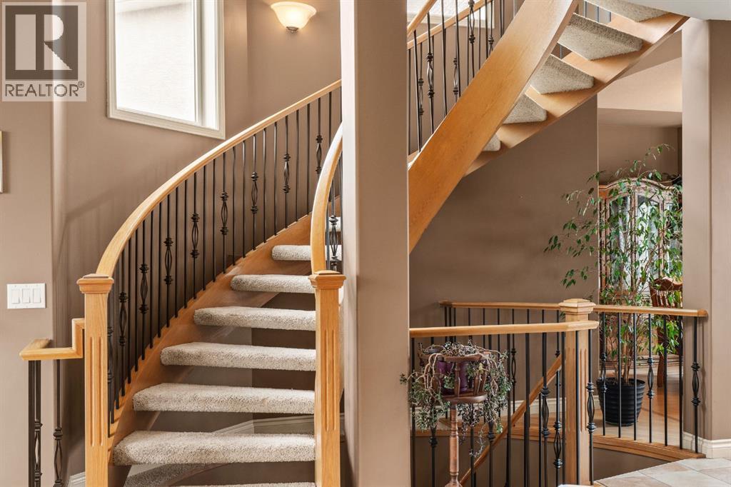 140 Simcoe Close SW, Calgary, Alberta  T3H 4N3 - Photo 23 - A2305197