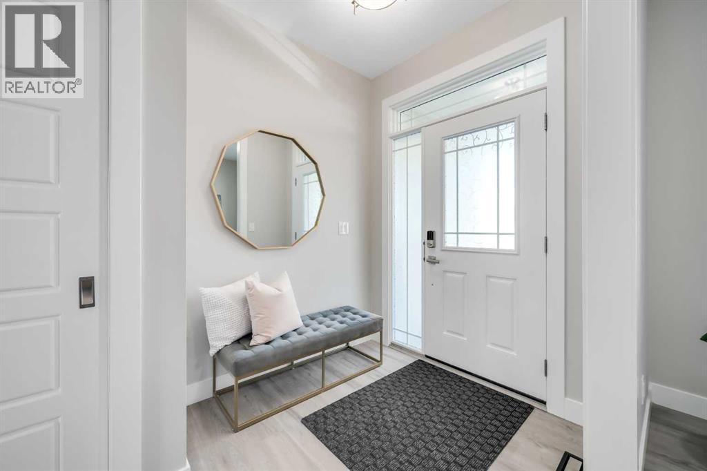 47 Yorkville Road SW, Calgary, Alberta  T2X 5B5 - Photo 2 - A2284879