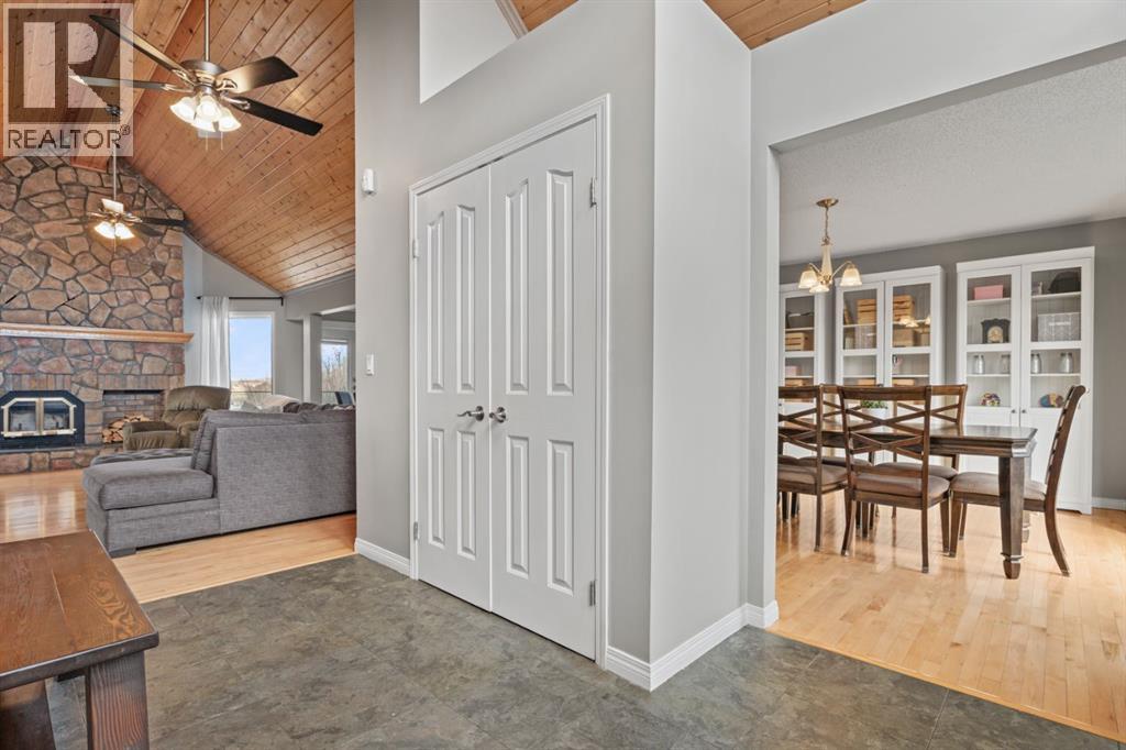 40107 299 Avenue E, Rural Foothills County, Alberta  T1S 4R2 - Photo 10 - A2300207