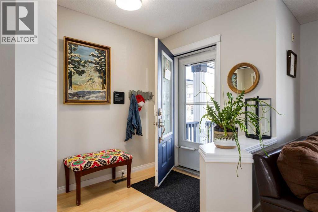 488 Prestwick Circle Se, Calgary, Alberta  T2Z 4P6 - Photo 5 - A2300417