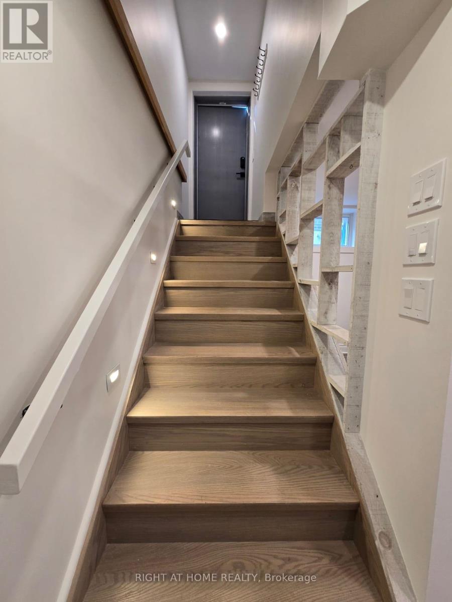 B - 63 Queens Avenue, Toronto, Ontario  M8V 2N2 - Photo 2 - W13046252