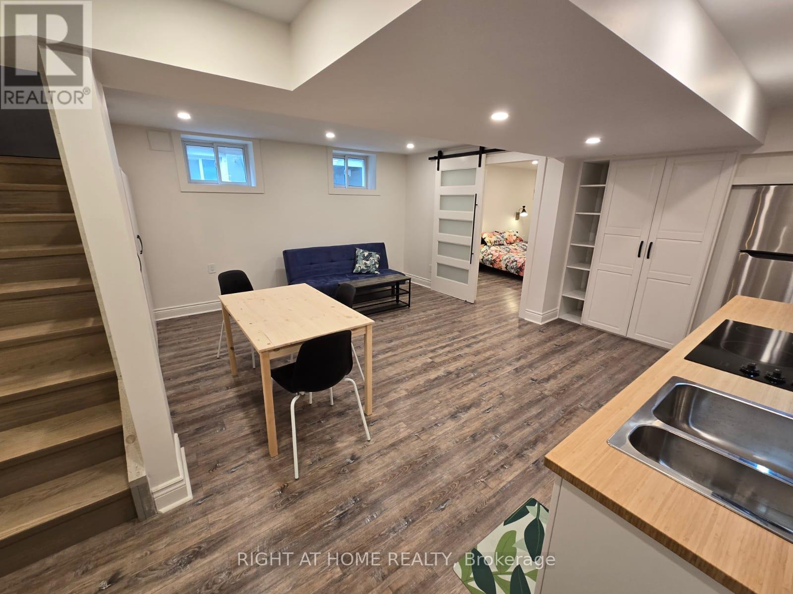 B - 63 Queens Avenue, Toronto, Ontario  M8V 2N2 - Photo 3 - W13046252