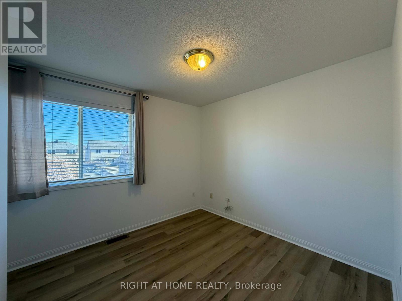 677 Irving Terrace, Milton, Ontario  L9T 6H6 - Photo 15 - W13046262