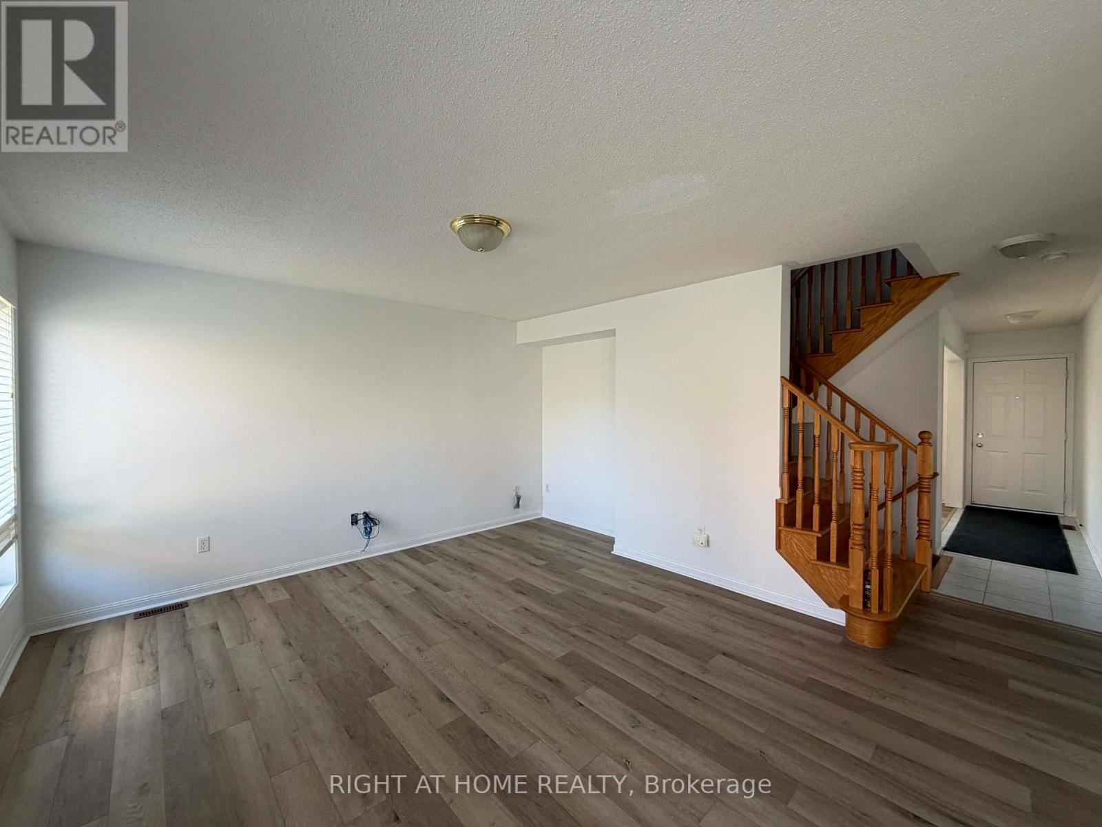 677 Irving Terrace, Milton, Ontario  L9T 6H6 - Photo 7 - W13046262