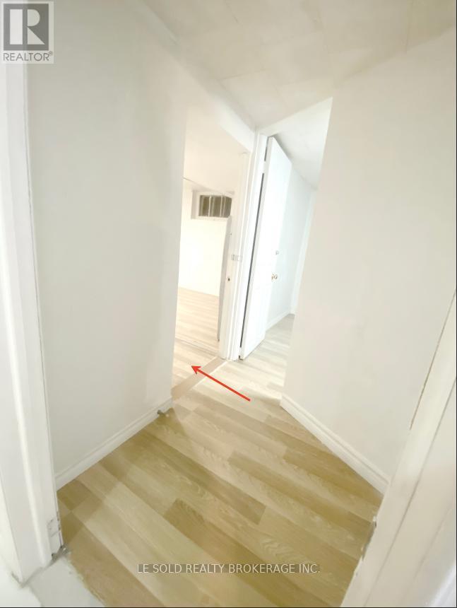 Bsmt - 112 Leland Street, Hamilton, Ontario  L8S 3A2 - Photo 2 - X13046256