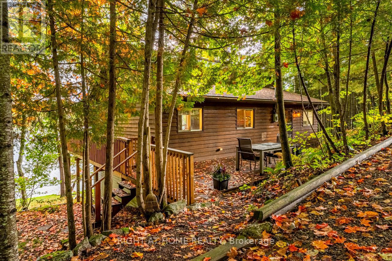 1220 Portage Lake Road, Dysart Et Al, Ontario  K0M 1S0 - Photo 2 - X13046264