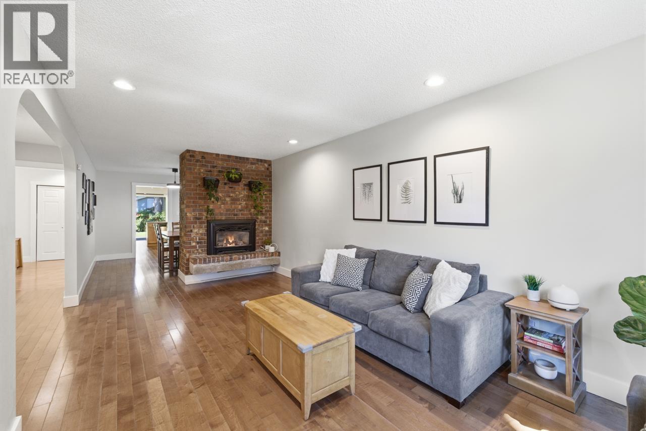 1762 Evelyn Street, North Vancouver, British Columbia  V7K 1V1 - Photo 6 - R3109115