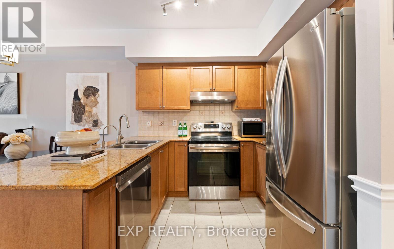 208 - 9901 Keele Street, Vaughan, Ontario  L6A 0A1 - Photo 13 - N13046268