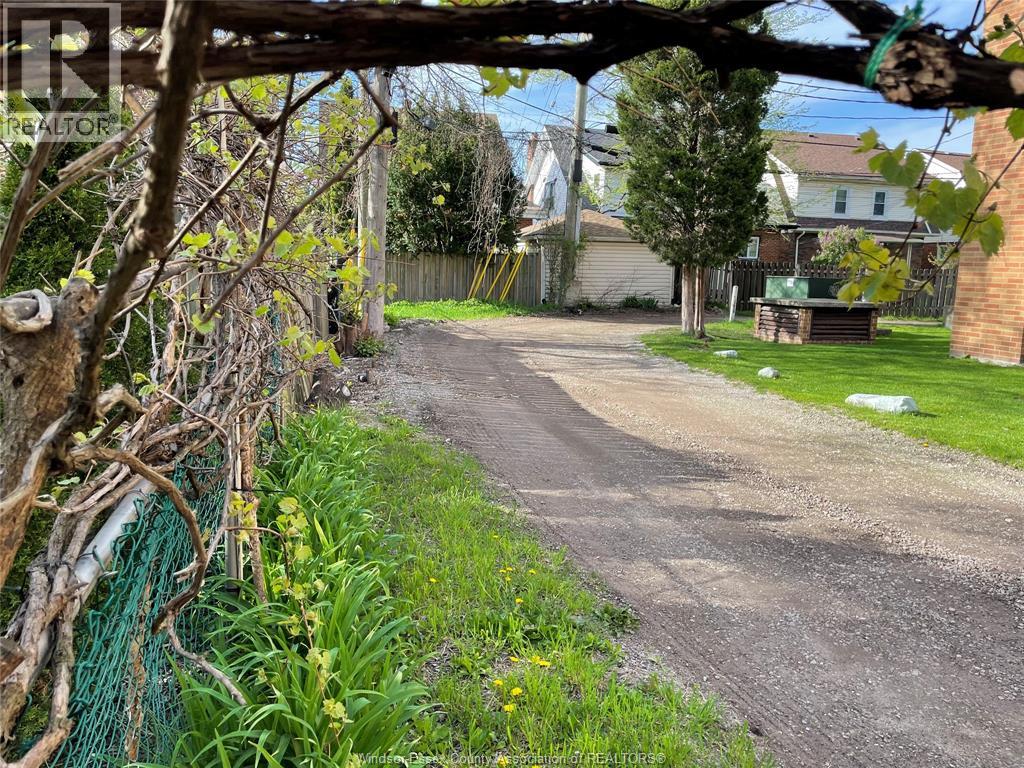 1624 Goyeau, Windsor, Ontario  N8X 3L6 - Photo 29 - 26009211