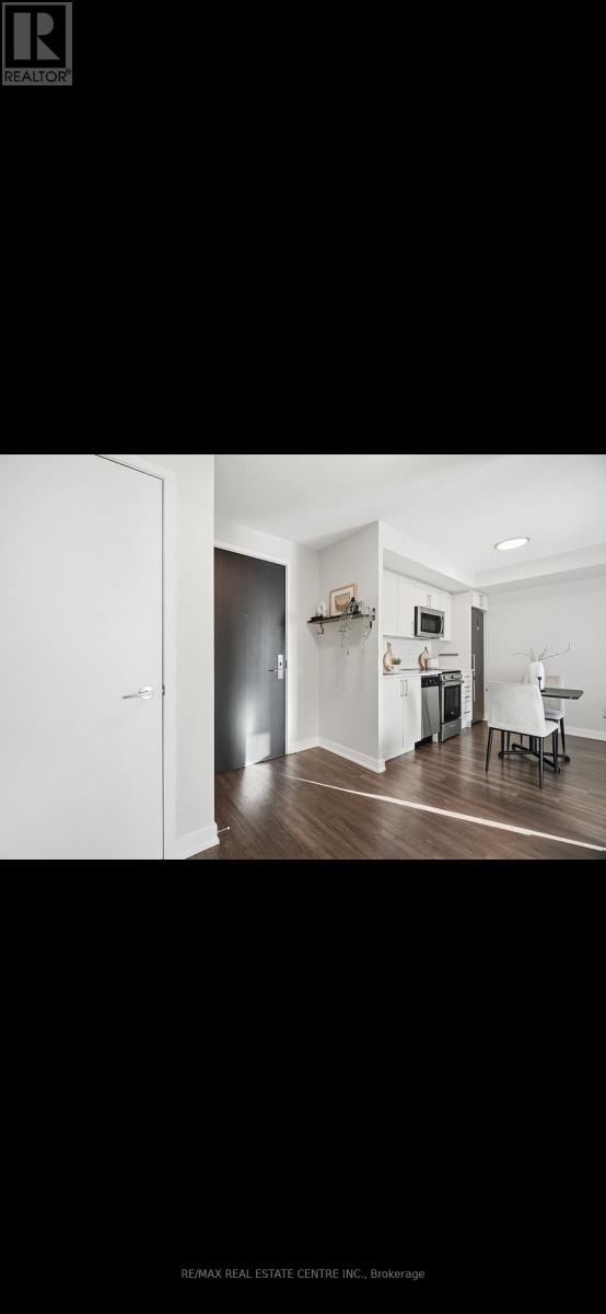 1112 - 38 Monte Kwinter Court, Toronto, Ontario  M3H 0E2 - Photo 2 - C13026336