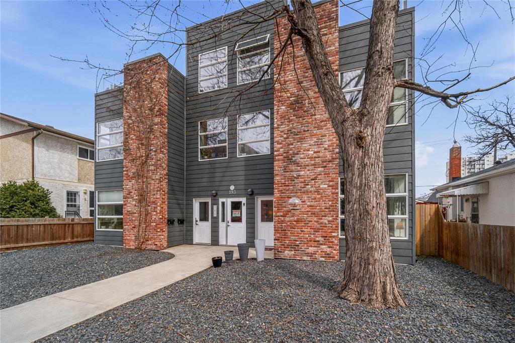 2 193 Horace Street, Winnipeg, Manitoba  R2H 0W3 - Photo 0 - 202608235