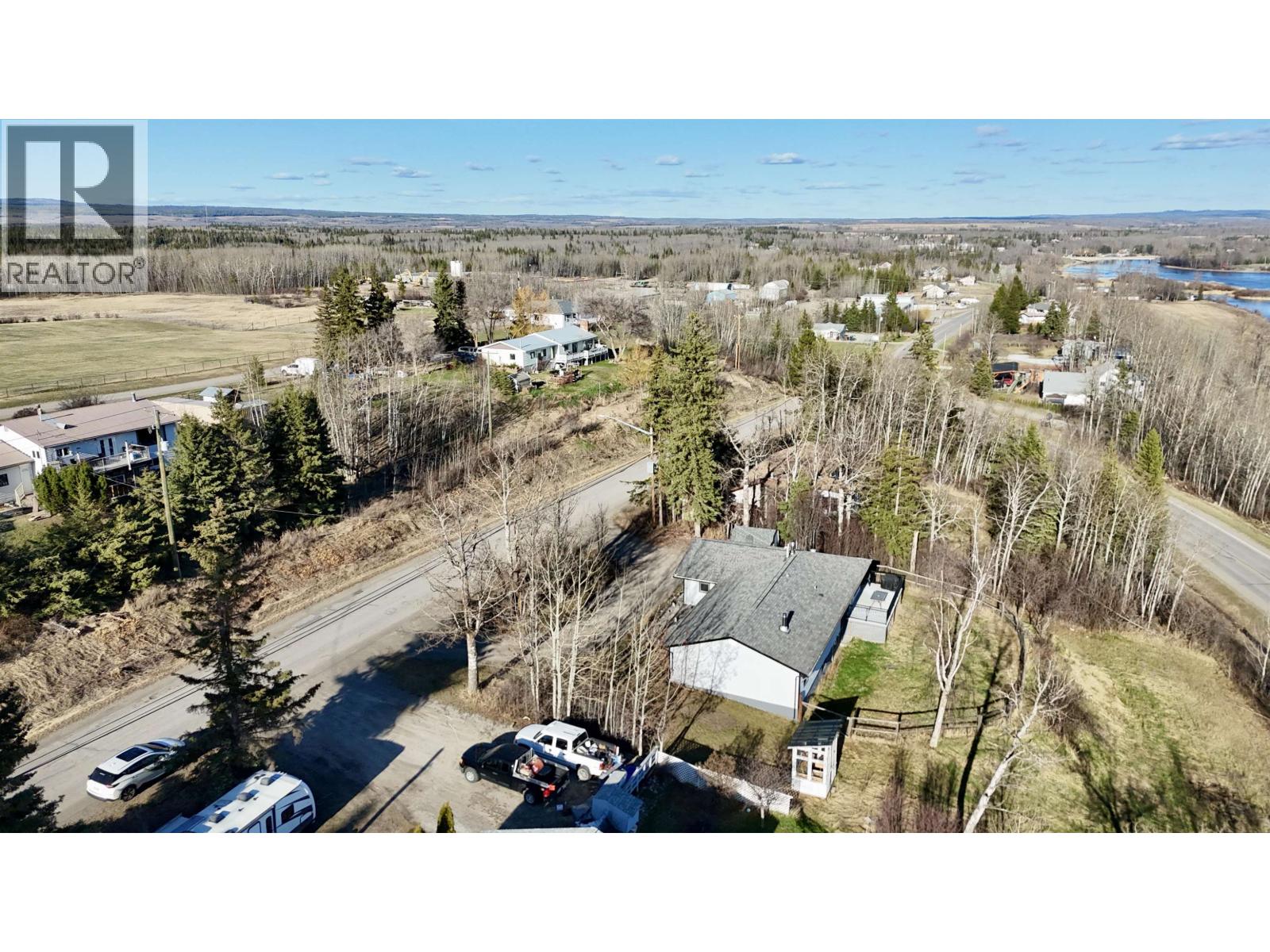 864 Old Loop Road, Vanderhoof, British Columbia  V0J 3A2 - Photo 13 - R3095692