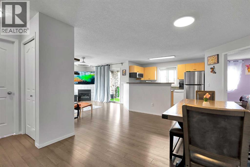 402, 5500 Somervale Court Sw, Calgary, Alberta  T2Y 4L9 - Photo 6 - A2301431
