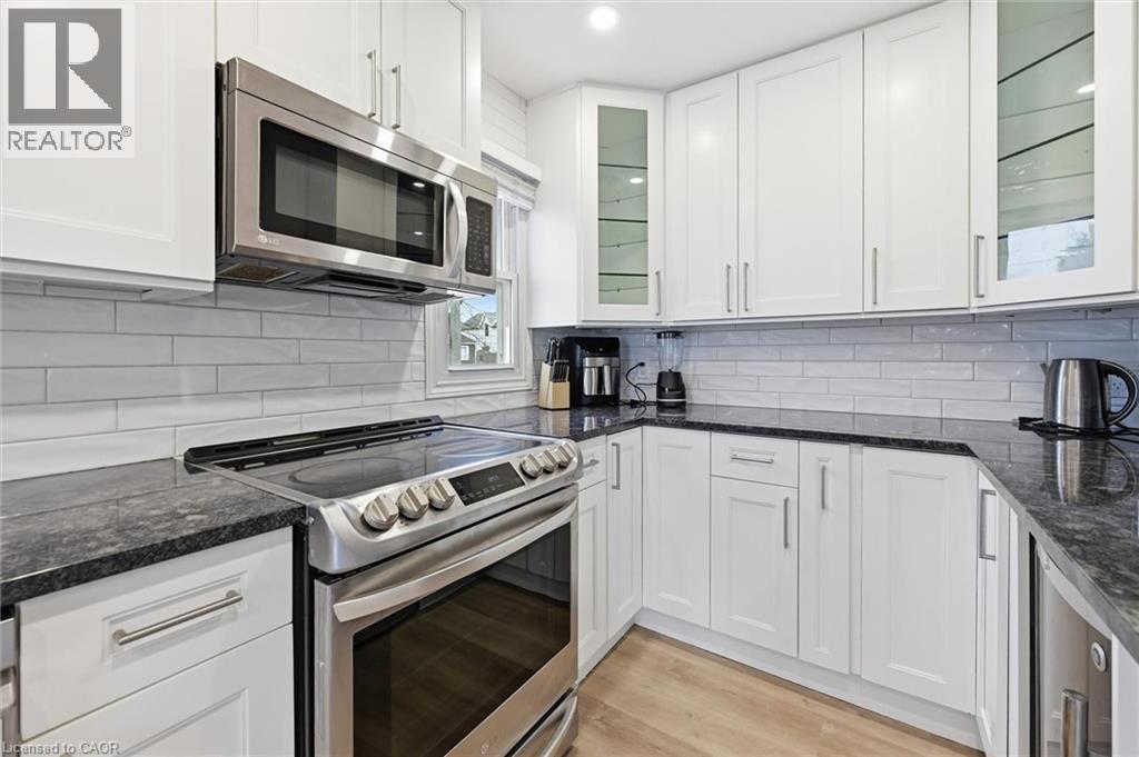 70 Whyte Avenue N, Thorold, Ontario  L2V 2T7 - Photo 14 - 40801157