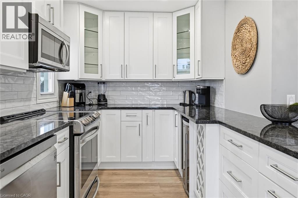 70 Whyte Avenue N, Thorold, Ontario  L2V 2T7 - Photo 13 - 40801157