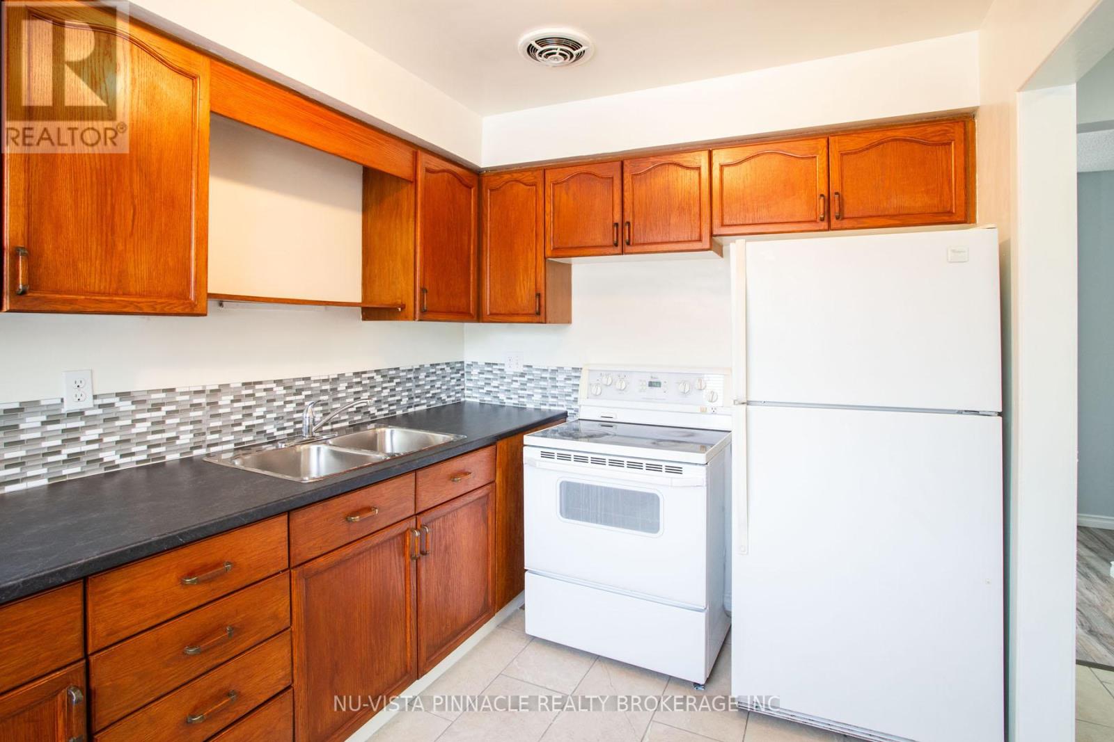 126 - 40 Summit Avenue, London North, Ontario  N6H 4S3 - Photo 6 - X13046282