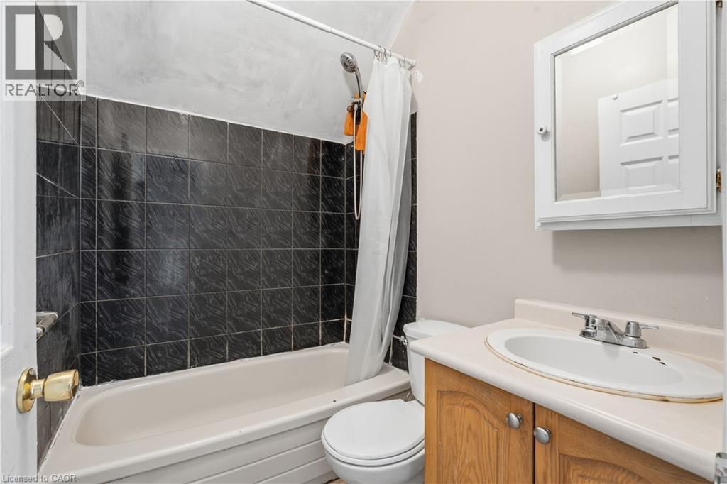 211 Rebecca Street, Hamilton, Ontario  L8R 1C2 - Photo 18 - 40824139