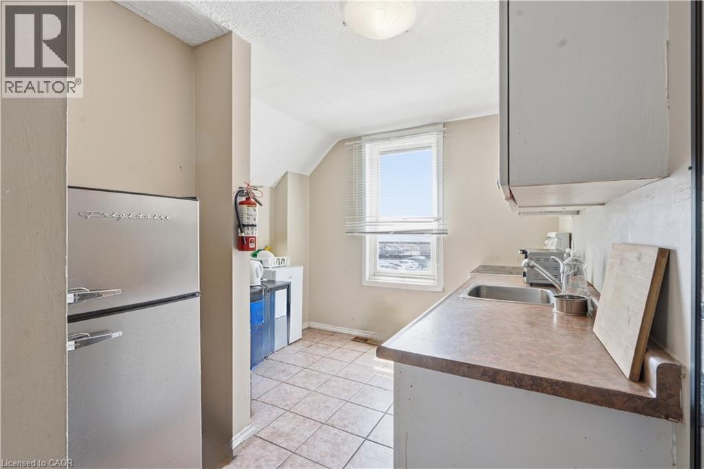 211 Rebecca Street, Hamilton, Ontario  L8R 1C2 - Photo 14 - 40824139