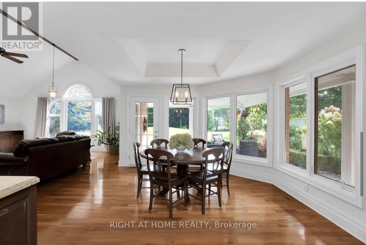 67 Moore Park Drive, King, Ontario  L0G 1T0 - Photo 12 - N13046286