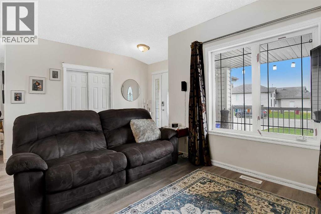8214 115a Street, Grande Prairie, Alberta  T8W 2R1 - Photo 6 - A2303739