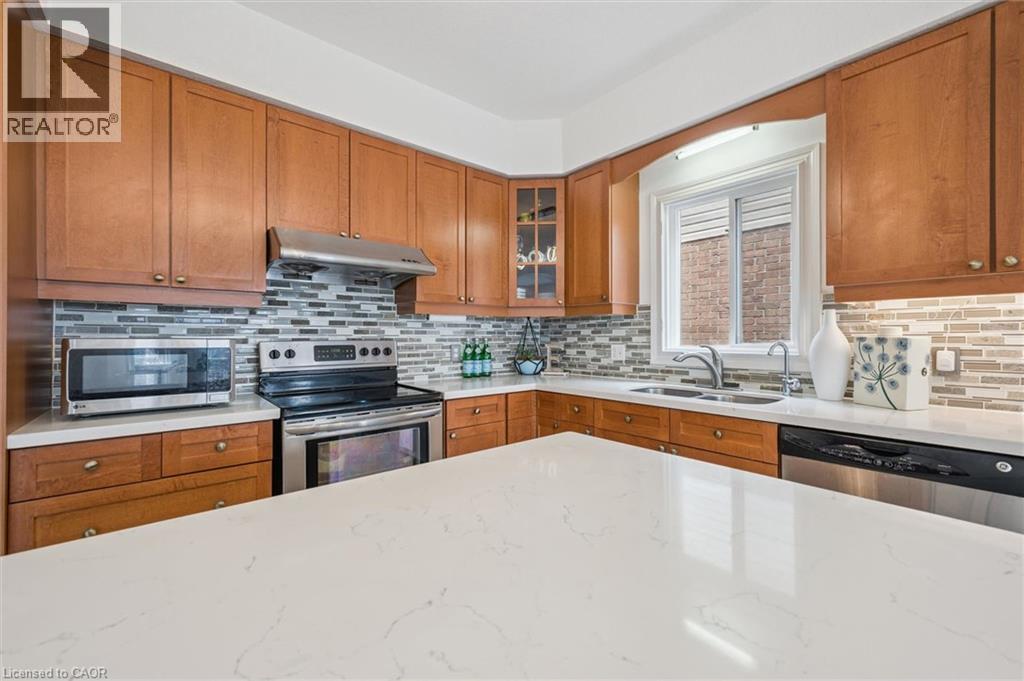 512 Wood Nettle Way, Waterloo, Ontario  N2V 2X9 - Photo 13 - 40813712