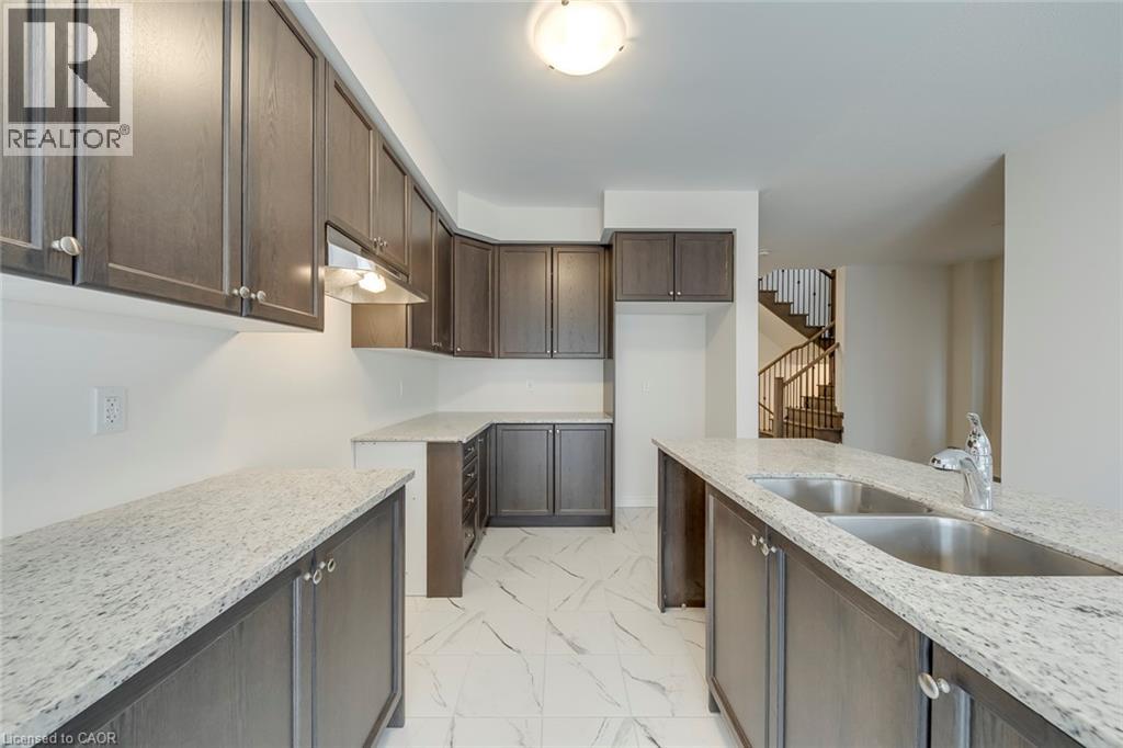 3037 Turtlecreek Place, Pickering, Ontario  L1X 0V1 - Photo 10 - 40819409