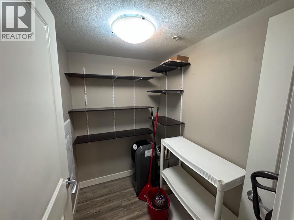 201, 111 Denholm Gate, Fort Mcmurray, Alberta  T9H 0E8 - Photo 10 - A2274770