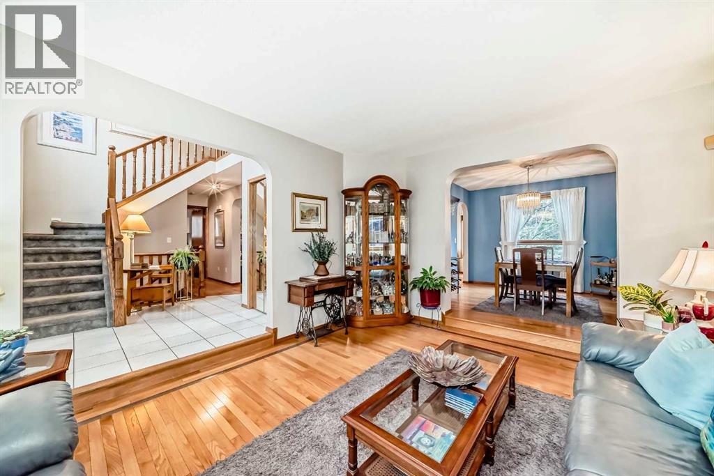 219 Hawkstone Close Nw, Calgary, Alberta  T3G 3P3 - Photo 23 - A2304713