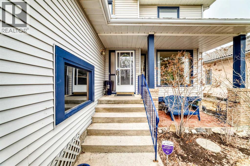 219 Hawkstone Close Nw, Calgary, Alberta  T3G 3P3 - Photo 3 - A2304713