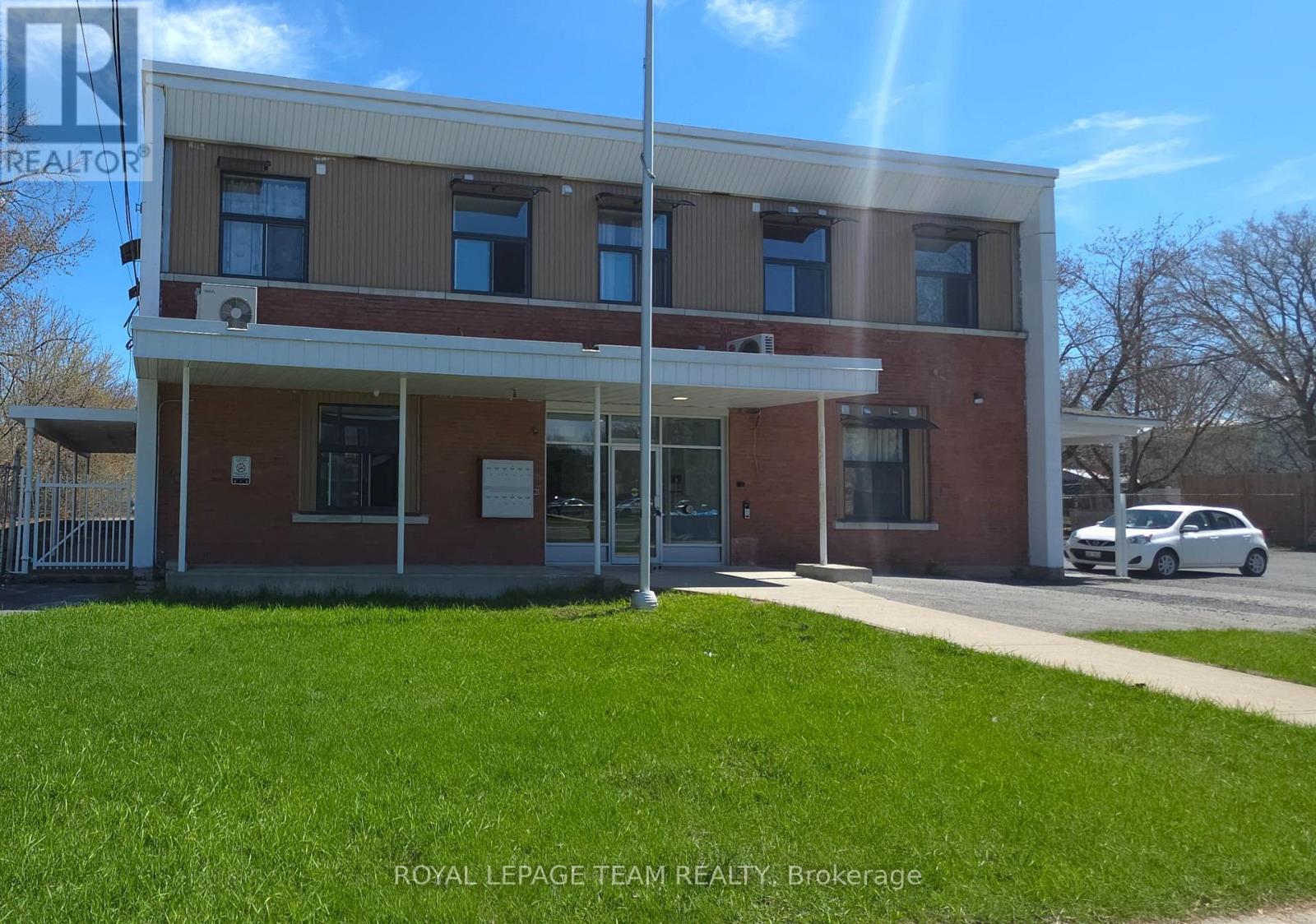 822 Marlborough Street N, Cornwall, Ontario  K6H 4B4 - Photo 2 - X13046294