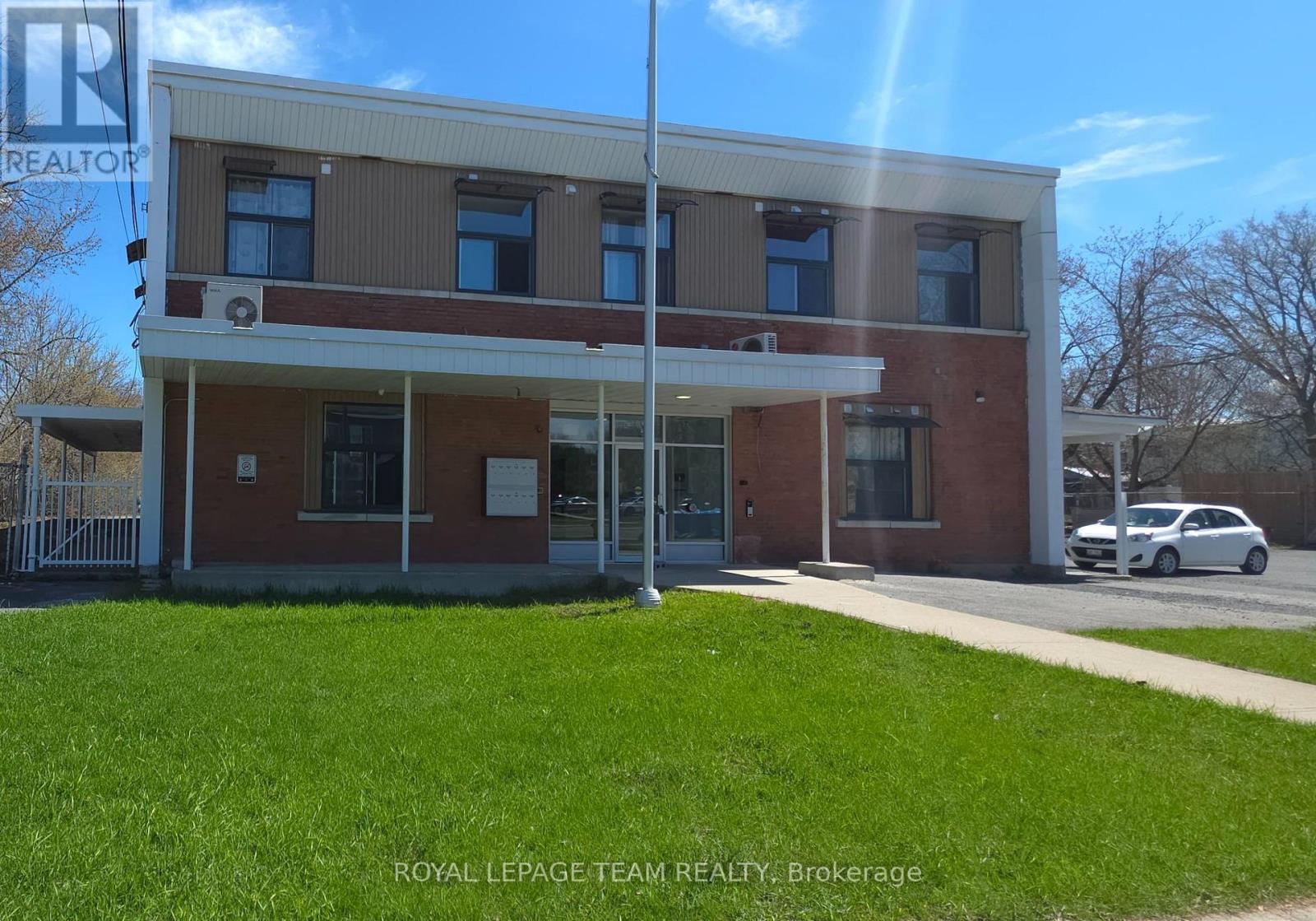 822 Marlborough Street N, Cornwall, Ontario  K6H 4B4 - Photo 2 - X13046302