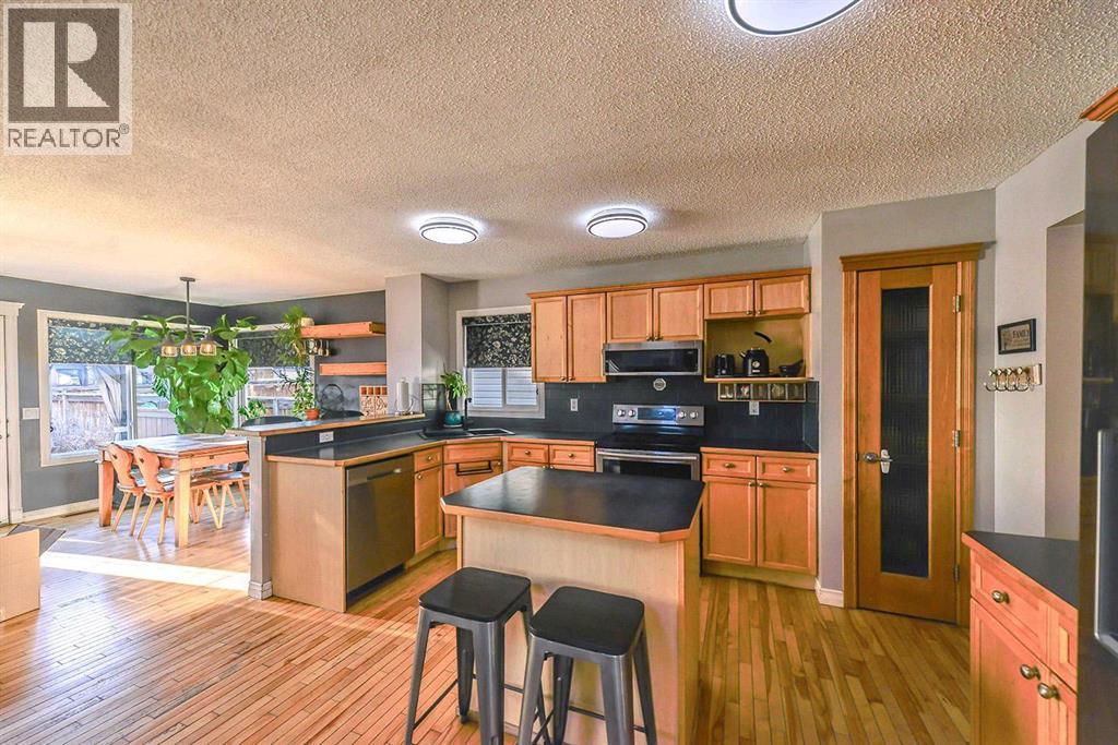 88 Evansford Road Nw, Calgary, Alberta  T3P 1G8 - Photo 5 - A2300992