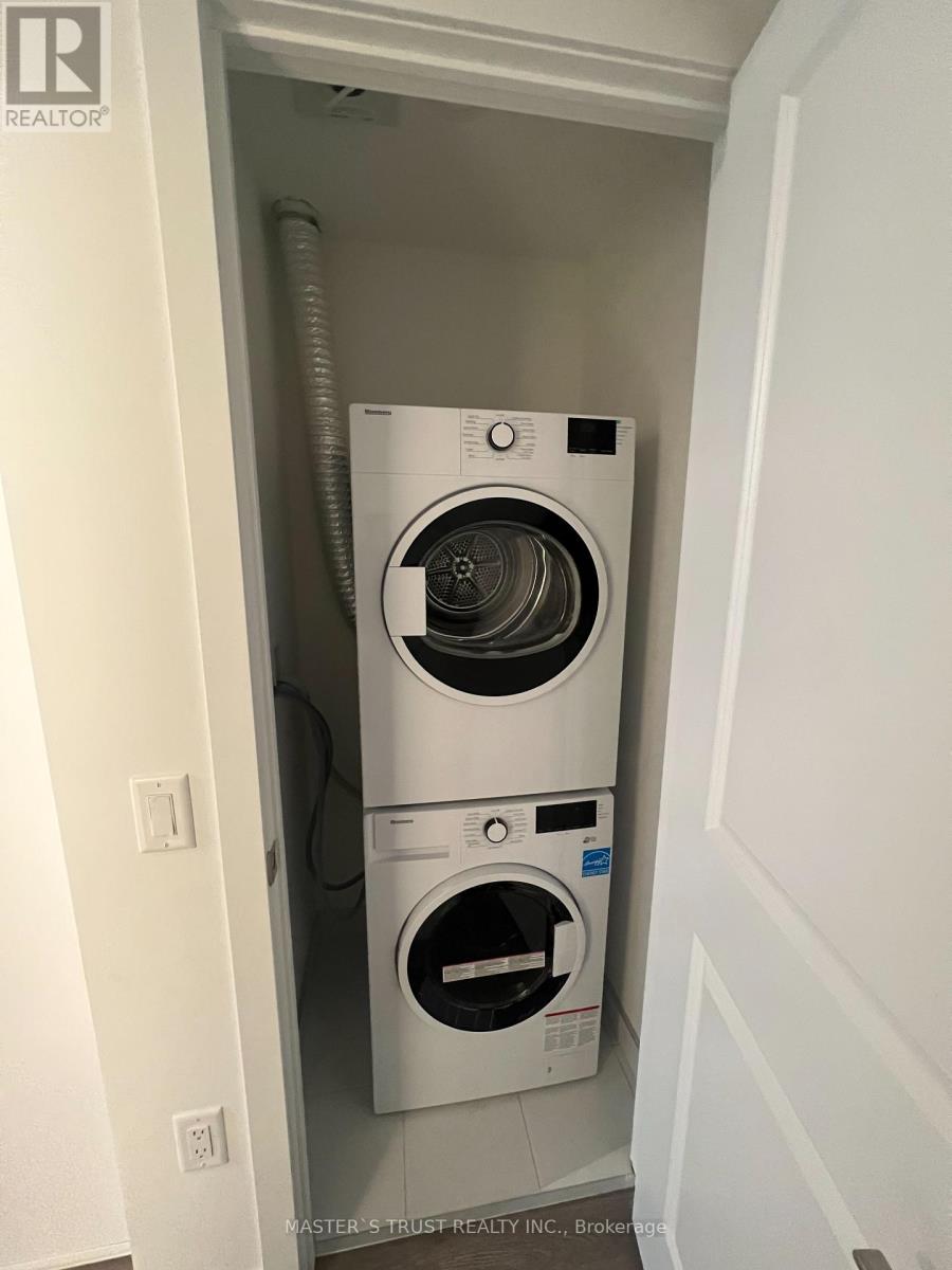 9 - 395 Bloor Street E, Toronto, Ontario  M4W 0B4 - Photo 11 - C13046328