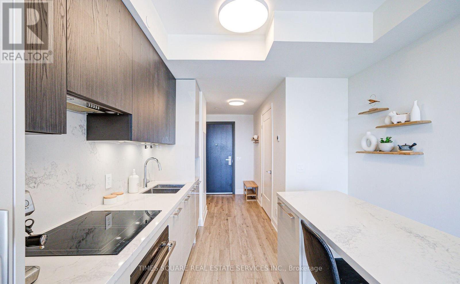 3011 - 8 Water Walk Drive, Markham, Ontario  L3R 6L4 - Photo 5 - N13046314