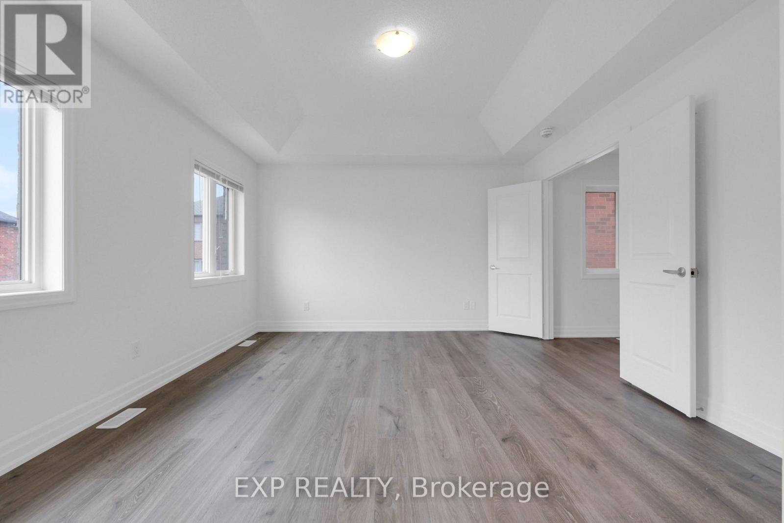 111 Dog Wood Boulevard, East Gwillimbury, Ontario  L9N 0S9 - Photo 12 - N13046316